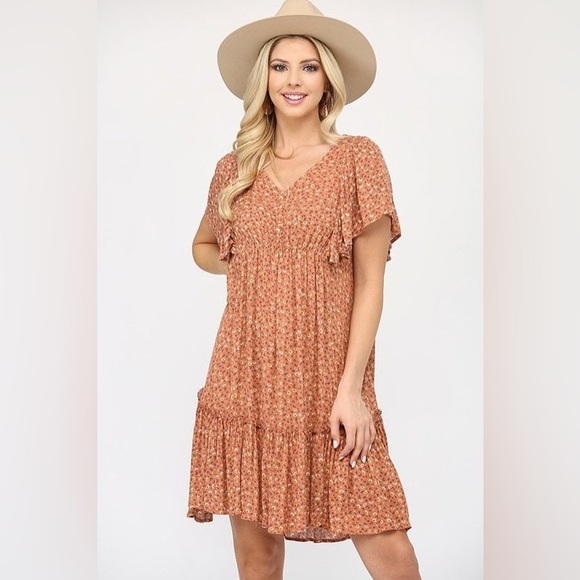 gigio Dresses & Skirts - GIGIO boho mustard floral print dress
